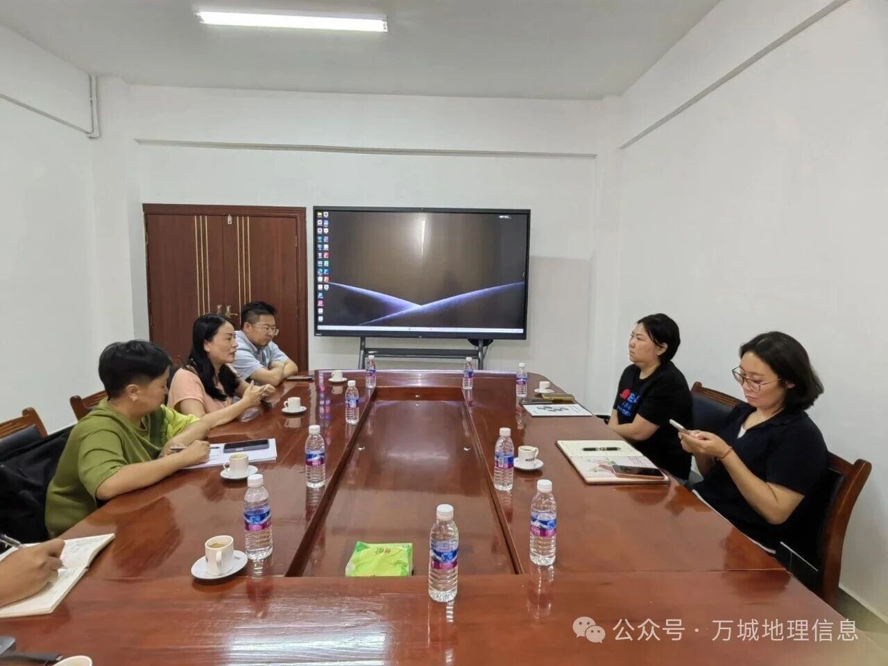 深化交流谋合作 跨界赋能促发展 云南万城空间赴后谷咖啡开展商务考察交流
